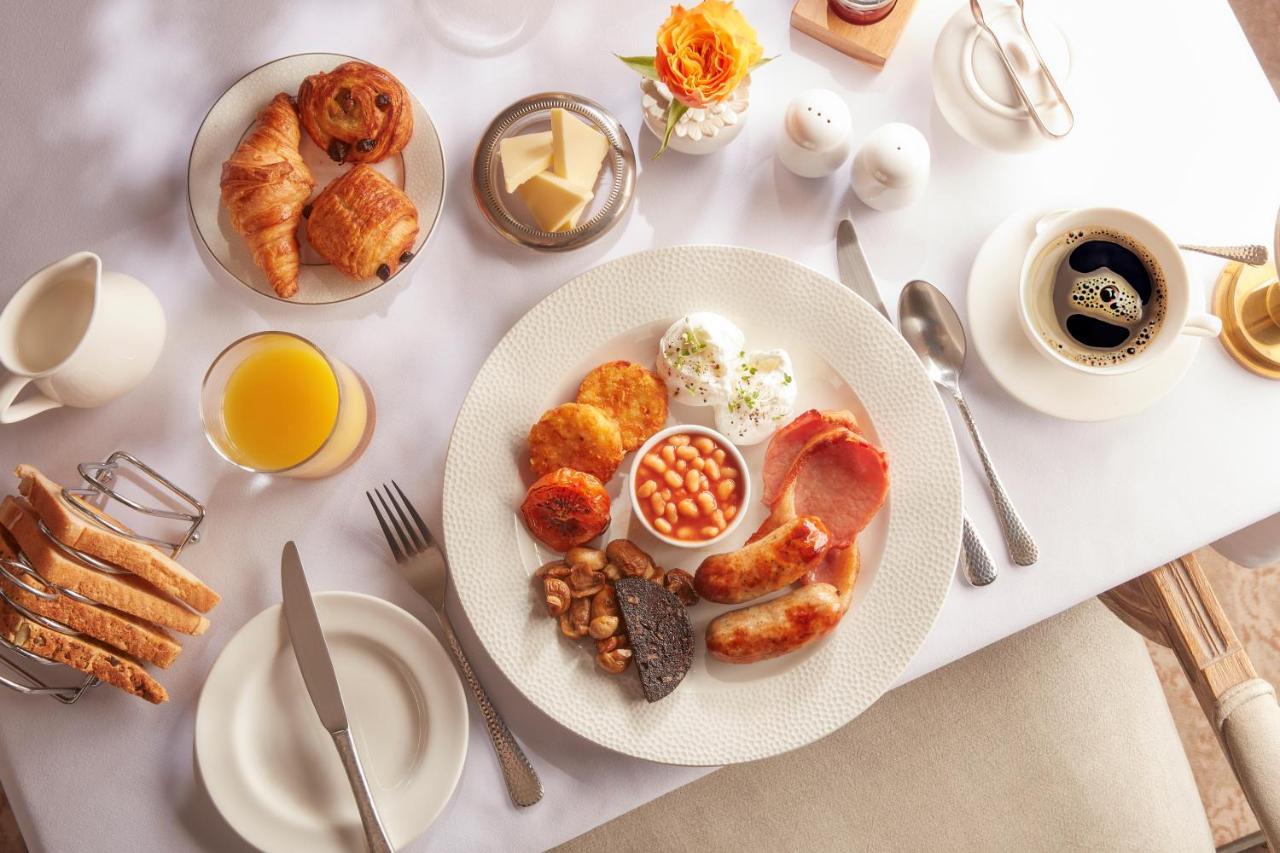 Bathen House Boutique Hotel Buitenkant foto English breakfast