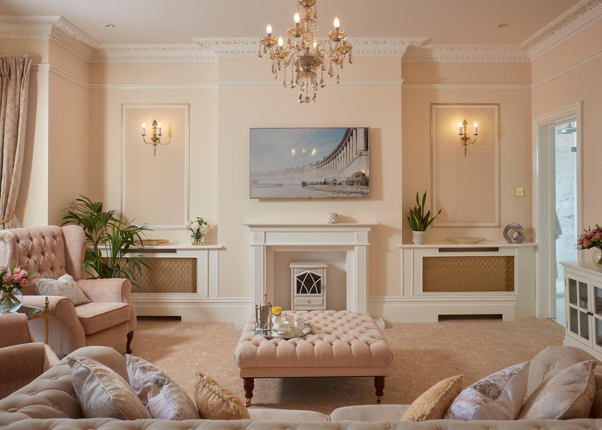 Bathen House Boutique Hotel Buitenkant foto The Drawing Room at The Old Vicarage